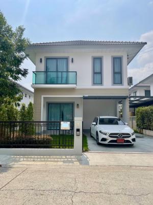 For RentHouseBangna, Bearing, Lasalle : 🔥Urgent for rent🔥2-story detached house, Perfect Park Bangna Village. Includes common fees, free Wi-Fi