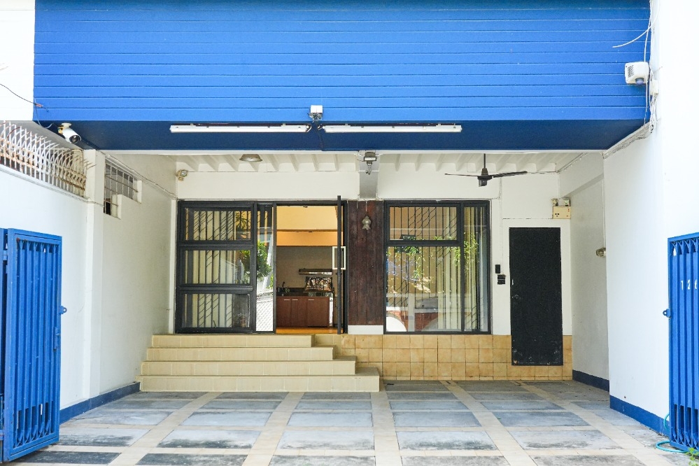 For RentTownhouseRatchathewi,Phayathai : Townhouse for rent in Phaya Thai Soi Ratchawithi 2