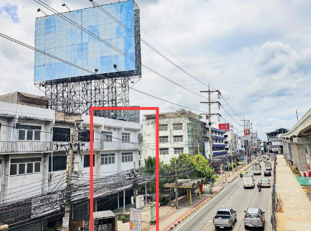 For SaleShophouseYothinpattana,CDC : Negotiable‼️Commercial building, opposite the Police Aviation Division, 42 sq m.