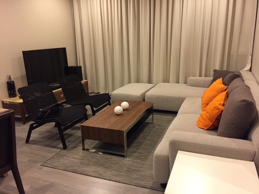 For RentCondoBang Sue, Wong Sawang, Tao Pun : Good price room, high floor, full view of the Chao Phraya River, 333 Riverside, next to the MRT, 0 meters, 2 Bedrooms 2 Bathrooms 96 SQ.M, only 55,000 baht.