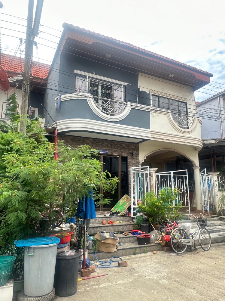 For SaleHouseLadkrabang, Suwannaphum Airport : Rungkit Village Villa 11 Urgent sale!!!