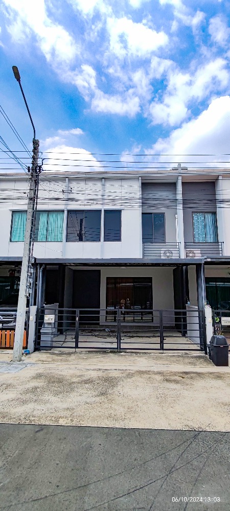 For SaleTownhouseChaengwatana, Muangthong : 2-story townhouse for sale, Pleno Chaiyaphruek-Chaengwattana, Rd. 345, beautiful house.