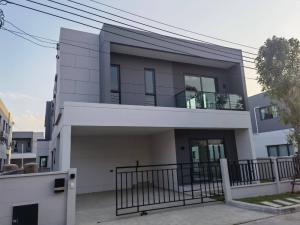 For RentHouseBangna, Bearing, Lasalle : Single house for rent, beautifully decorated, fully air conditioned, 4 bedrooms, 4 bathrooms, monthly rental price 120,000 baht/month, Bangna Road.