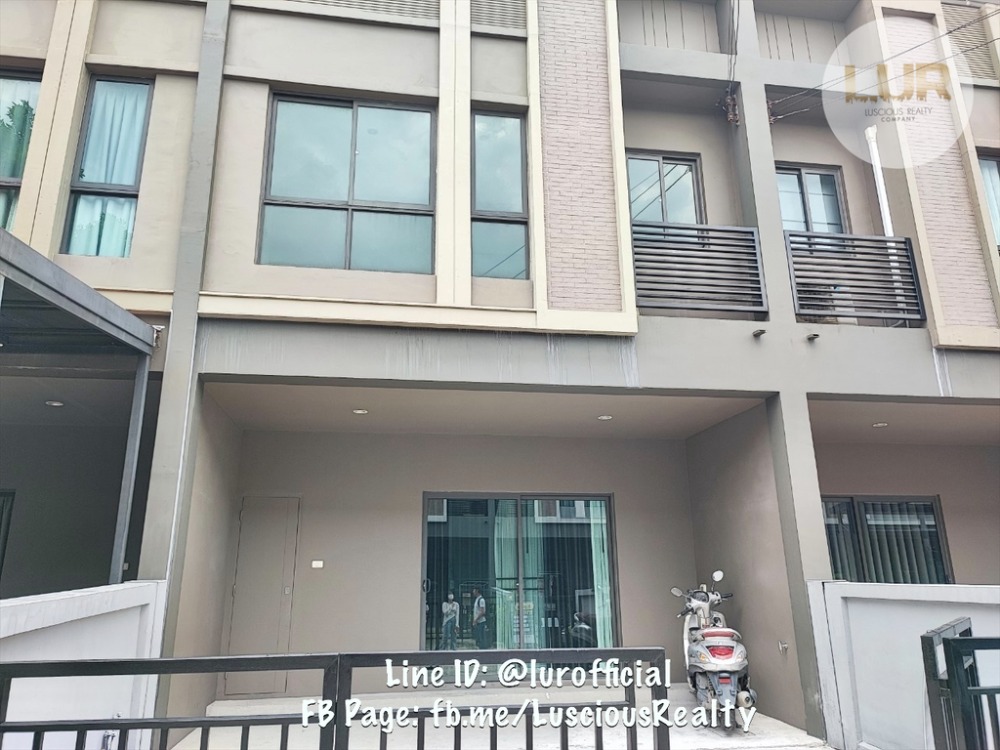 For SaleTownhousePathum Thani,Rangsit, Thammasat : Townhome for sale Verve Tiwanon-Rangsit 17.7 sq m. 2.25 million baht.