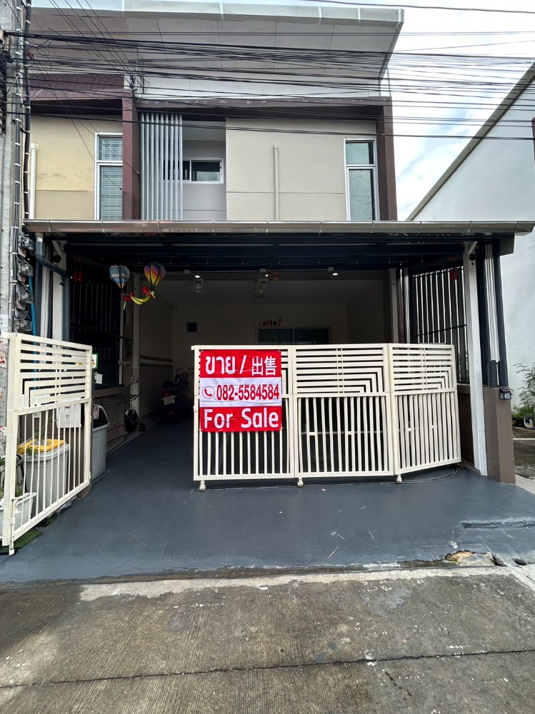 For SaleTownhouseBang kae, Phetkasem : Corner unit, good price, excellent condition!! Townhome for sale, Mono Village, Setthakit 39, Phetkasem-Thawi Watthana, 20 sq m, fully furnished, ready to move in! 7-11 at the mouth of the alley! Near the Mall. Bang Khae! Near the Blue Line! Urgent sale