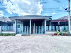 For SaleHouseKoh Samui, Surat Thani : L079908 Twin house for sale, 2 bedrooms, 1 bathroom, Mueang Surat Thani, Surat Thani.