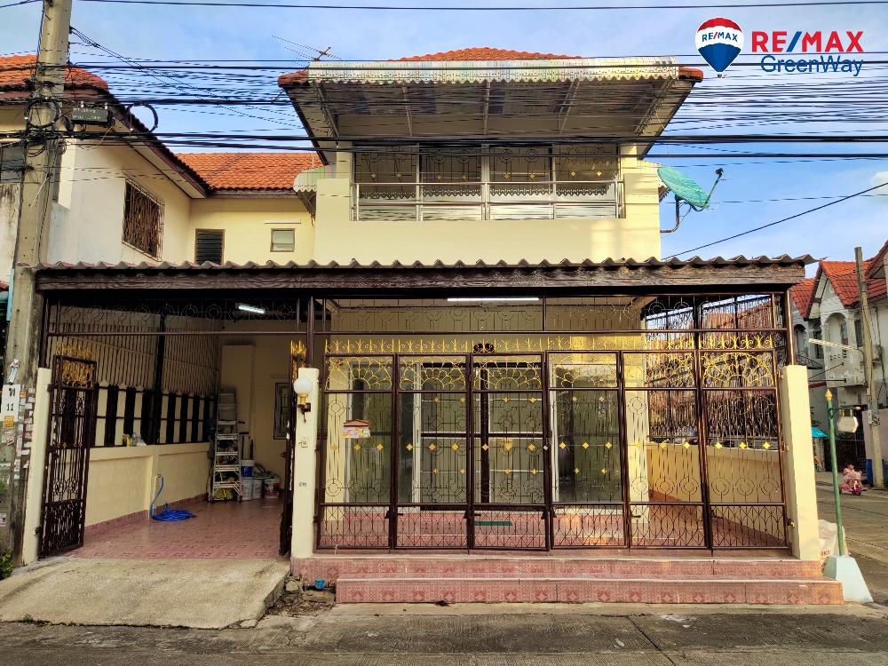 For SaleTownhouseBang kae, Phetkasem : Townhouse for sale in Nong Khaem, Thaweethong Village 3, Phetkasem 69.