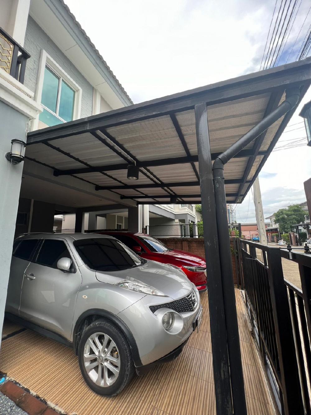 For SaleHousePattanakan, Srinakarin : House for sale 8.6M
House พัฒนาการ 38- 3 bed 2 bath 2 car park 121 sqm 35 sqwค่าโอน คนละครึ่ง  Please Call / line/WhatsApp  0938563451 K.noey