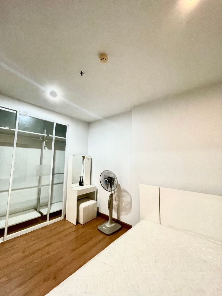 For RentCondoBang kae, Phetkasem : For rent, corner room, beautifully decorated Ready to move in, Condo The Parkland Phetkasem | next to MRT Lak Song.