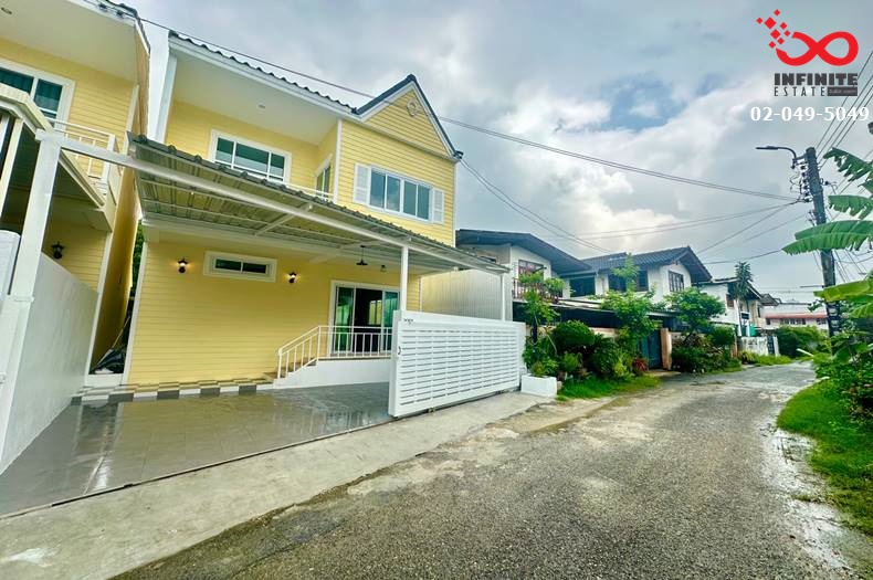 For SaleHousePinklao, Charansanitwong : 2-story detached house for sale, area 26.6 square meters, Soi Charansanitwong 35, Soi Kaew Ngoen Thong 33