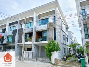 For SaleTownhouseSamut Prakan,Samrong : ✨ Beautiful townhouse for sale, corner house 🏘️ PLEX Bangna Townhome, 3 floors, 4 bedrooms 🛏️ Size 22.2 sq m. 📍 next to the main road Bangna-Trad, next to the Nation Bangna building.