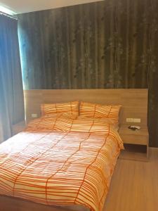 For RentCondoOnnut, Udomsuk : Condo for rent/sale Rhythm Sukhumvit 50 near BTS On Nut.