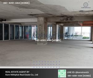 For RentRetailSathorn, Narathiwat : Business space for rent, 1st floor @Sathorn - Narathiwat, good location, next to the main road, has parking for customers | Commercials Space Sathorn Narathiwas