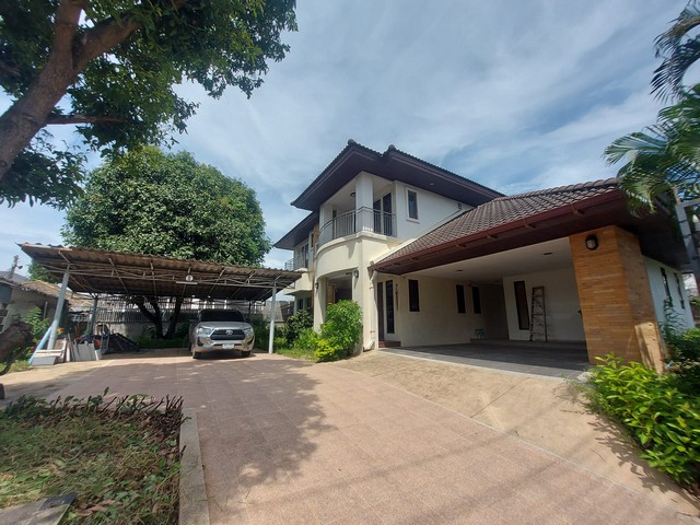 For SaleHouseSamut Prakan,Samrong : 2-storey detached house for sale, 3 bedrooms, 3 bathrooms, Eua Watthananiwet Village. Nam Daeng - Bang Phli Road, area 100 sq m, house condition is beautiful and very strong.