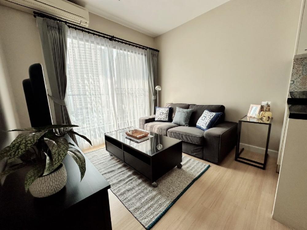 For RentCondoSathorn, Narathiwat : Available ++, for rent, 1 bedroom, 40 sq m. Condo Seed Mingle Sathorn-Suanplu.