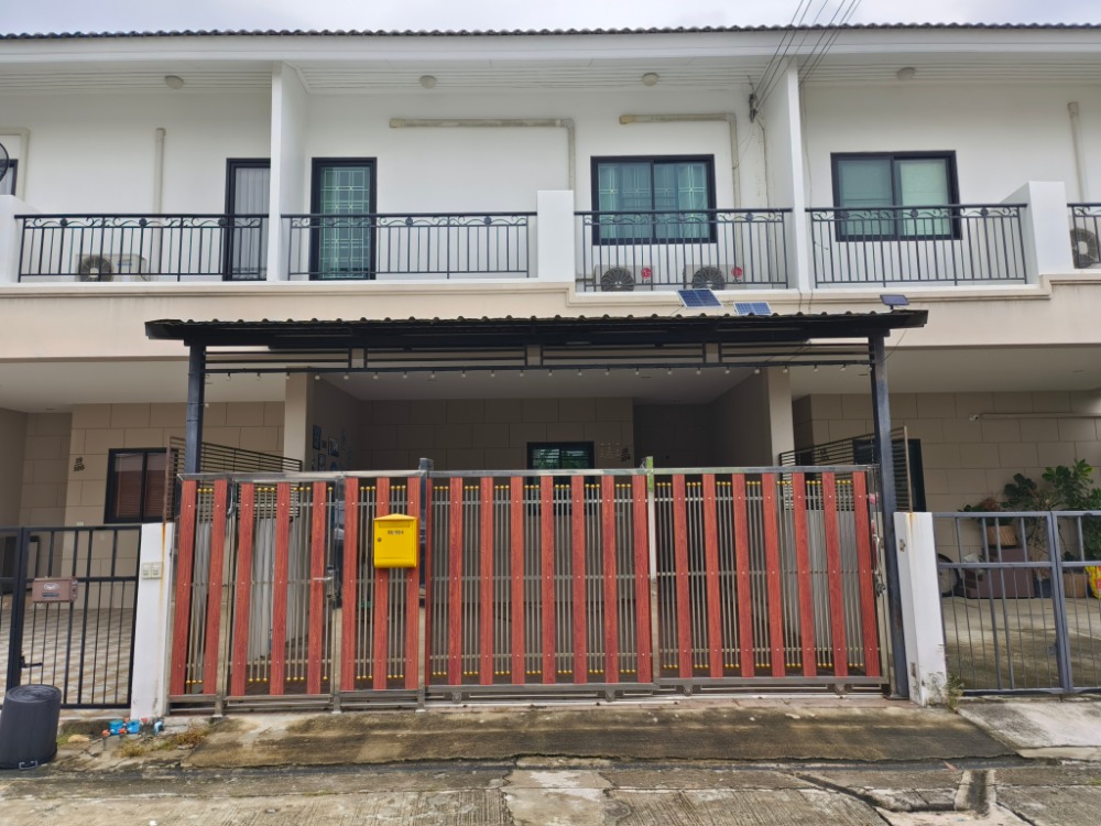 For SaleHouseBang kae, Phetkasem : For sale, Parawee Village, Phetkasem 63, Bang Bon, area 25 sq m., ready to move in, good value, attractive price, location near The Mall Bang Khae. Blue Line, Lak Song Station