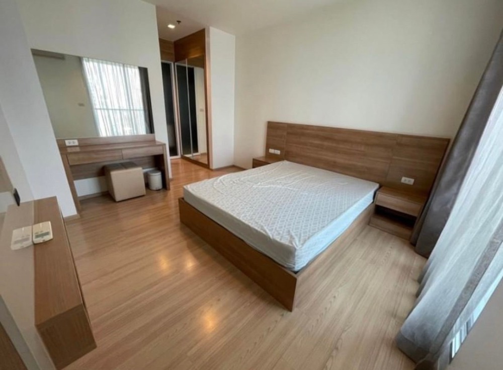 For RentCondoSapankwai,Jatujak : Fully furnished 1 bedroom, 1 bathroom condo for sale with a floorsize of 35 squaremeters, located on the 48th floor, at Rhythm Phahol Ari building