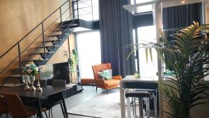 ให้เช่าคอนโดสีลม ศาลาแดง บางรัก : 📌For RENT เช่า | The Lofts Silom - 2BR Loft Type (59+12sqm), 55,000 THB