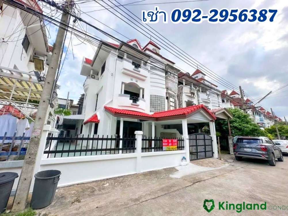 For RentHouseSukhumvit, Asoke, Thonglor : For rent, 4-storey twin house, large area 37 square wah @ Home Avenue Village, Soi Prawit and Friends 16, Sukhumvit Road 101/1, Sukhumvit Road Bang Chak, price 35,000-. per month, convenient transportation, near both BTS and MRT, near many markets and sho