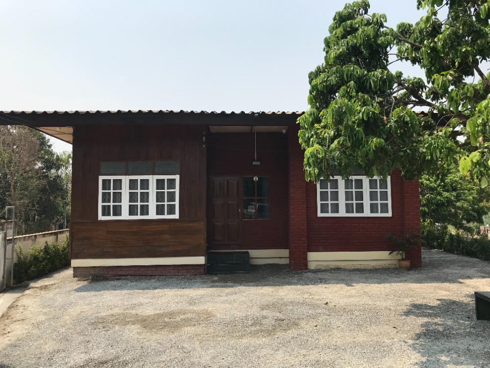 For SaleHouseChiang Mai : For sale: Teakwood Golden House with Land, Mountain View, Roadside, Prime Location in Chom Thong, Chiang Mai. 79 square wah