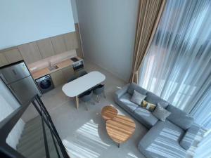 ให้เช่าคอนโดสีลม ศาลาแดง บางรัก : 📌For RENT เช่า | The Lofts Silom - 2BR Loft Type (59+12sqm), 45,000 THB