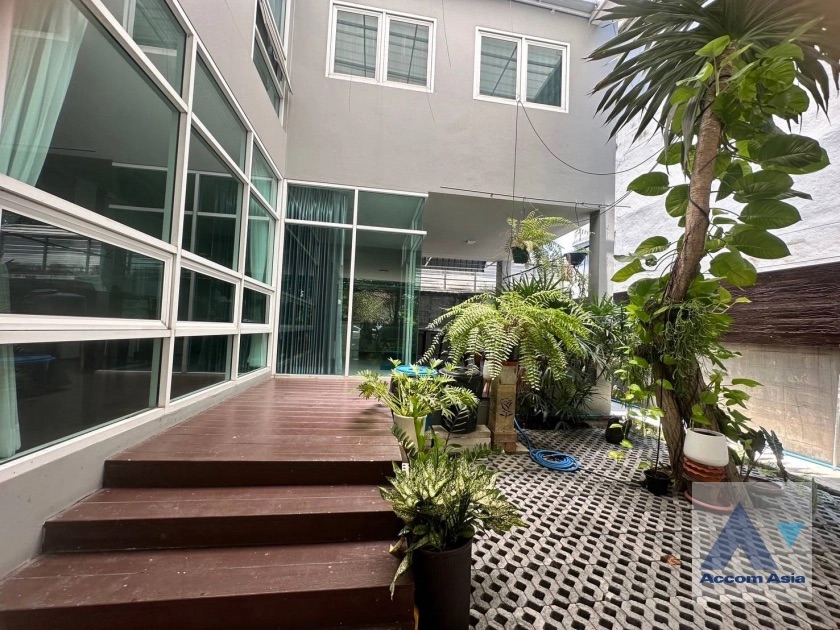 ให้เช่าบ้านสุขุมวิท อโศก ทองหล่อ : 3 Bedrooms House for Rent in Sukhumvit, Bangkok near BTS Phrom Phong (1712120)