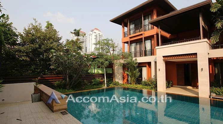 ให้เช่าบ้านสุขุมวิท อโศก ทองหล่อ : Pet-friendly | 5 Bedrooms House for Rent in Sukhumvit, Bangkok near BTS Thong Lo at Perfect For Family (1816644)