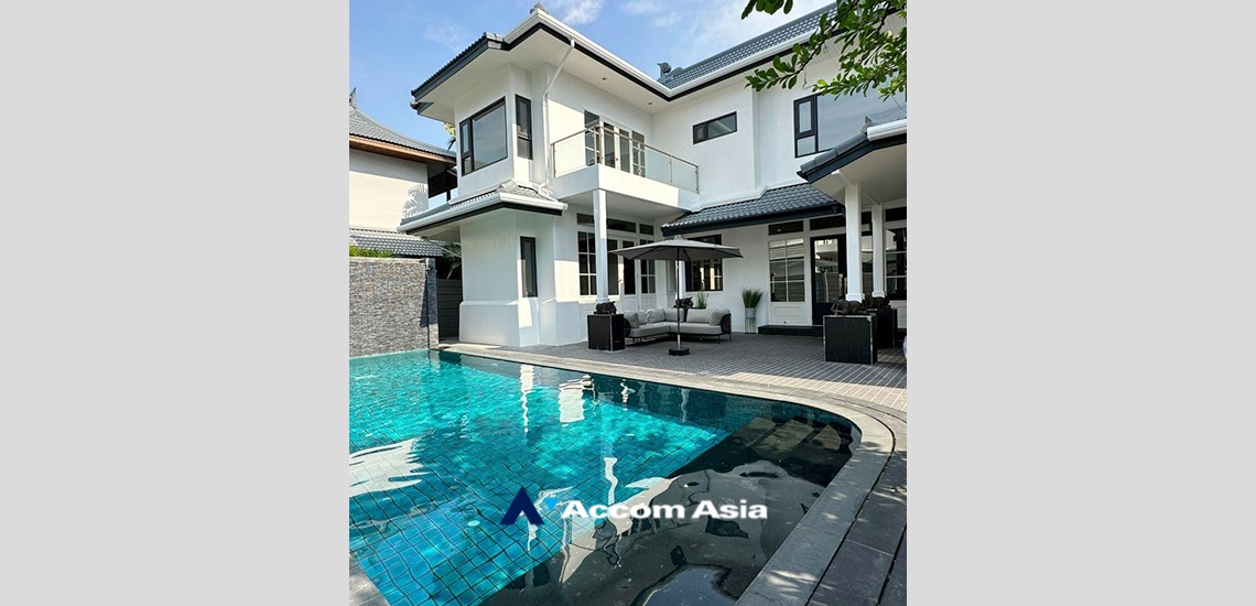 For RentHouseSukhumvit, Asoke, Thonglor : Private Swimming Pool | 4 Bedrooms House for Rent in Sukhumvit, Bangkok near BTS Thong Lo (1913937)