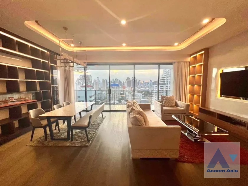 ขายคอนโดสุขุมวิท อโศก ทองหล่อ : 3 Bedrooms Condominium for Sale in Sukhumvit, Bangkok near BTS Thong Lo at Tela Thonglor (AA36083)