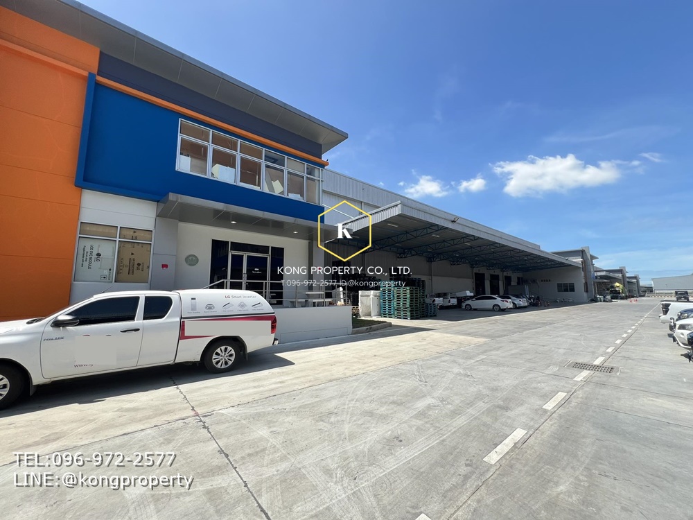 For RentWarehouseSamut Prakan,Samrong : Warehouse for rent, water canal, Bangna - Trat, KM 19, Bang Phli, Samut Prakan, with office.