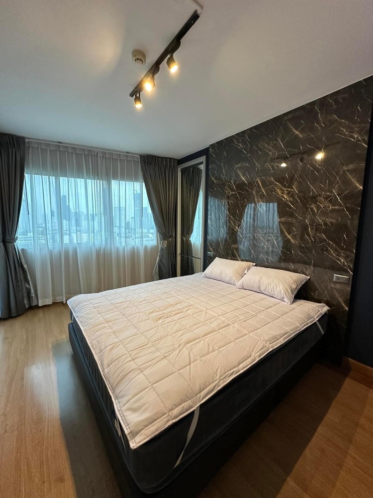 For RentCondoRama9, Petchburi, RCA : ★ Supalai Park Ekkamai-Thonglor ★ 70 sq m., 15th floor (2 bedroom, 1 bathroom), ★ near Airport Link Ramkhamhaeng Station ★ near J Avenue Thonglor, RCA, Big C Ekkamai ★ Many amenities ★ Complete electrical appliances