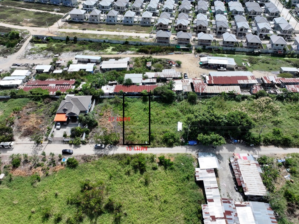 For SaleLandSamut Prakan,Samrong : Vacant land, yellow city plan Rectangular plot 107 sq m, near Ballyshear golf links.