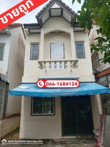 For SaleTownhouseMin Buri, Romklao : 2-story house for sale, 29.1 sq m., Amornsap Village. Next to the road at Wittaya 20 Decorated and ready to move in