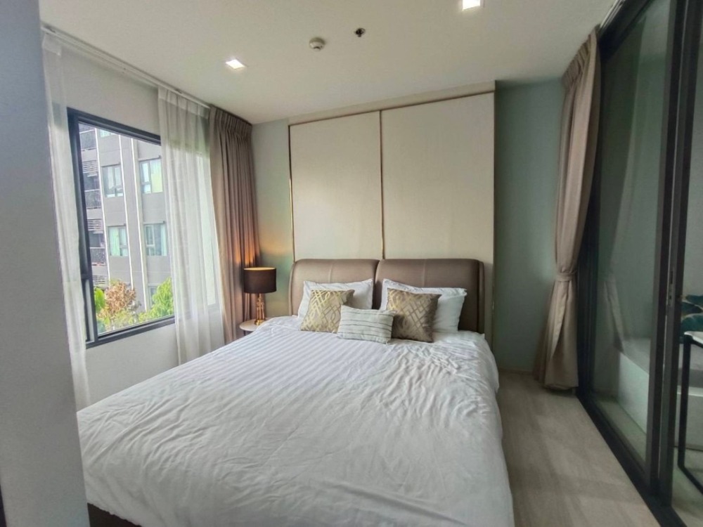 For RentCondoWitthayu, Chidlom, Langsuan, Ploenchit : Life One Wireless :35 sq m. 12ath floor, BTS Ploenchit, beautiful room, fully furnished soft creamy white furniture, complete electrical appliances