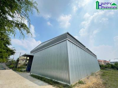 For RentWarehouseRathburana, Suksawat : Warehouse for rent, Pracha Uthit Warehouse 33, area 390 sq m., newly built warehouse. Good location next to the main road in Soi [ R17A ]