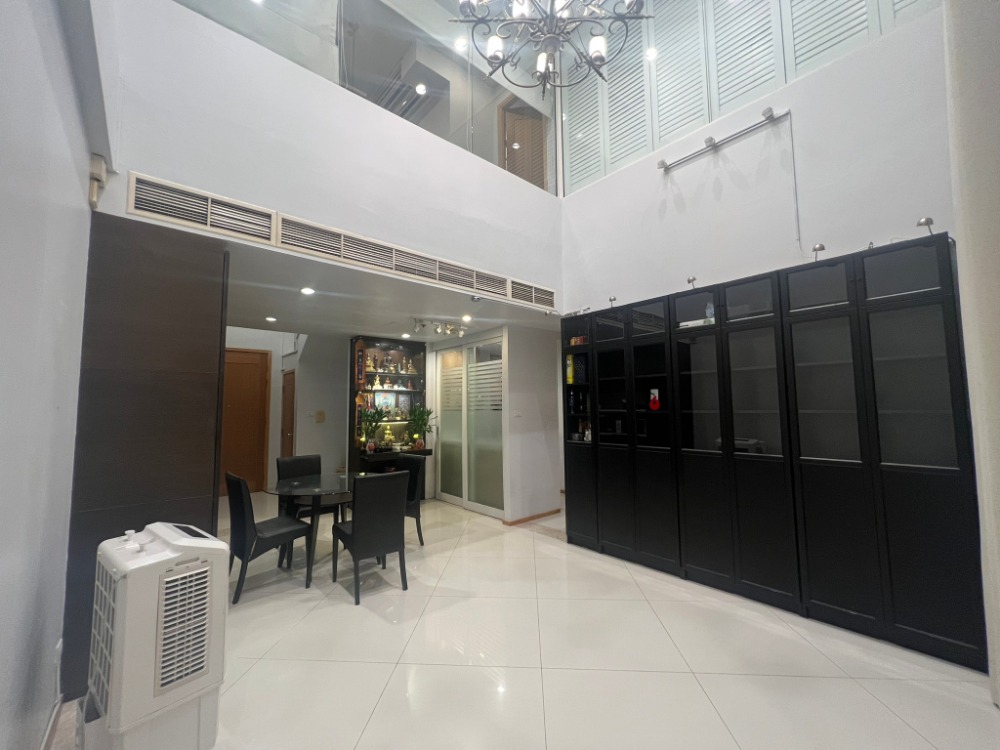 For RentCondoSathorn, Narathiwat : [L2310030008] For rent, The Empire Place Sathorn, 2 bedrooms, Duplex, size 106 sq m, ready to move in, special price!!!