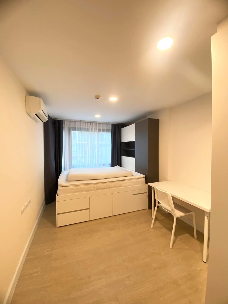 For RentCondoRatchadapisek, Huaikwang, Suttisan : ★ Metroluxe Rosegold Phahol-Sutthisan ★ 34 sq m., 4th floor (1 bedroom, 1 bathroom), ★ near MRT Sutthisan and BTS Saphan Khwai ★ near The Street Ratchada shopping center ★ many amenities ★ Complete electrical appliances