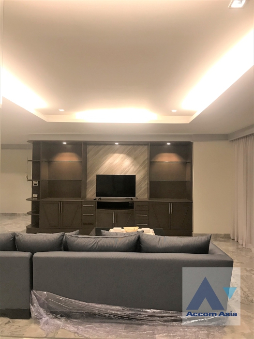 ให้เช่าคอนโดสุขุมวิท อโศก ทองหล่อ : Big Balcony, Pet-friendly | 4 Bedrooms Condominium for Rent in Sukhumvit, Bangkok near BTS Phrom Phong at D.S. Tower 1 (AA25838)