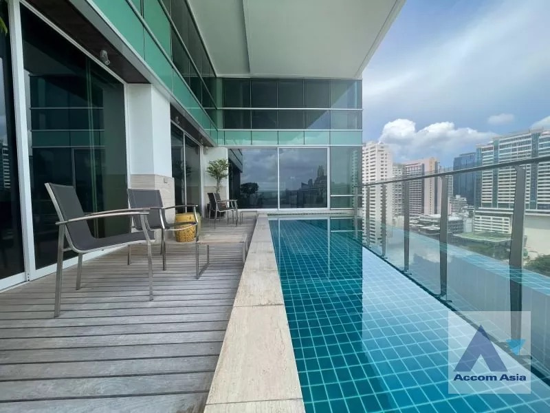 For RentCondoSukhumvit, Asoke, Thonglor : Huge Terrace, Private Swimming Pool, Duplex Condo | 3 Bedrooms Condominium for Rent in Sukhumvit, Bangkok near BTS Phrom Phong at Le Raffine Sukhumvit 31 (AA37118)