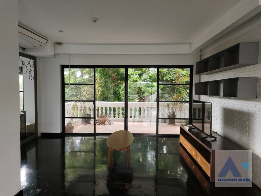 For RentCondoSukhumvit, Asoke, Thonglor : 3 Bedrooms Condominium for Rent in Sukhumvit, Bangkok near BTS Thong Lo at Prompak Garden (AA37274)