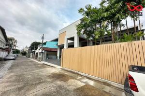 For SaleHouseBang Sue, Wong Sawang, Tao Pun : 2-story detached house for sale, 100 square meters, Ngamwongwan Road. Soi Ngamwongwan 43