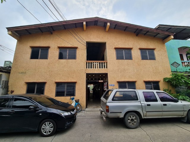 For SaleBusinesses for saleRathburana, Suksawat : Samut Prakan Dormitory for sale, Suksawat 65, Phra Samut Chedi, 2 floors, total area 79 sq m, spacious room, newly renovated.