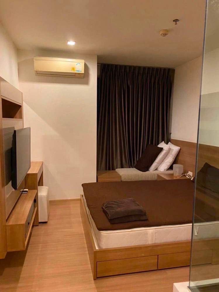 For RentCondoOnnut, Udomsuk : ★ Rhythm Sukhumvit 50 ★ 45 sq m., 21th floor (1 bedroom, 1 bathroom), ★ near BTS On Nut ★ near Chalong Rat Expressway, Tesco Lotus On Nut, Big C Extra On Nut ★ many amenities ★ Complete electrical appliances