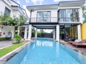 For RentHousePhuket : A pool villa for rent/sale in Land and house Chalong.