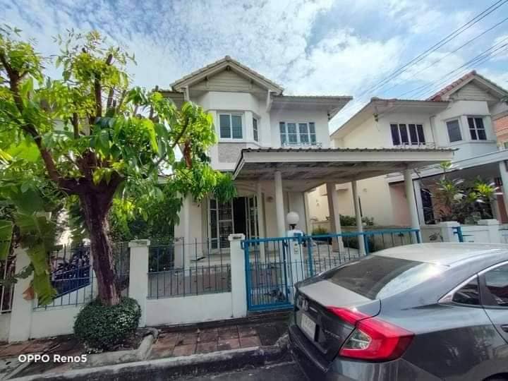 For RentHouseLadkrabang, Suwannaphum Airport : Single house for rent, beautifully decorated, air conditioned, fully furnished, 2 large bedrooms, 2 bathrooms, rental price 24,000 baht per month, Ring Road - On Nut.