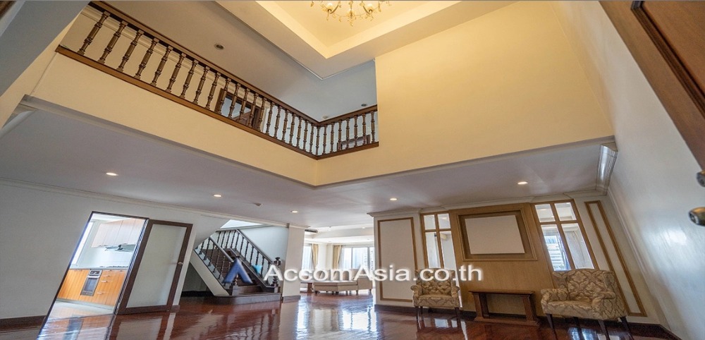 For RentCondoWitthayu, Chidlom, Langsuan, Ploenchit : Double High Ceiling, Duplex Condo, Penthouse, Pet-friendly | 4 Bedrooms Apartment for Rent in Ploenchit, Bangkok near BTS Ploenchit at Classic Elegance Residence (13000191)