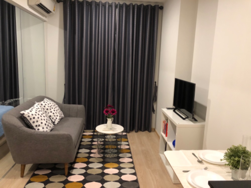 For SaleCondoRatchadapisek, Huaikwang, Suttisan : 🔥🔥🔥 Great Location. A Must-See 1 Bed/1 Bth Condo for sale < by Owner >