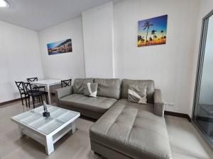 For RentCondoChiang Mai : Condo for rent, Supalai Monte 2 Penthouse, 2 bedrooms, 2 bathrooms.