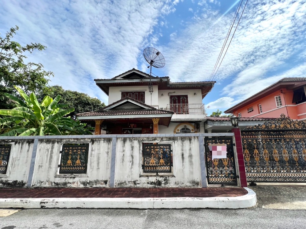 For SaleHouseOnnut, Udomsuk : Single house Baan Nantawan Sukhumvit 77 / 3 bedrooms (for sale), Nantawan Sukhumvit 77 / Single Family House 3 Bedrooms (FOR SALE) PUY150