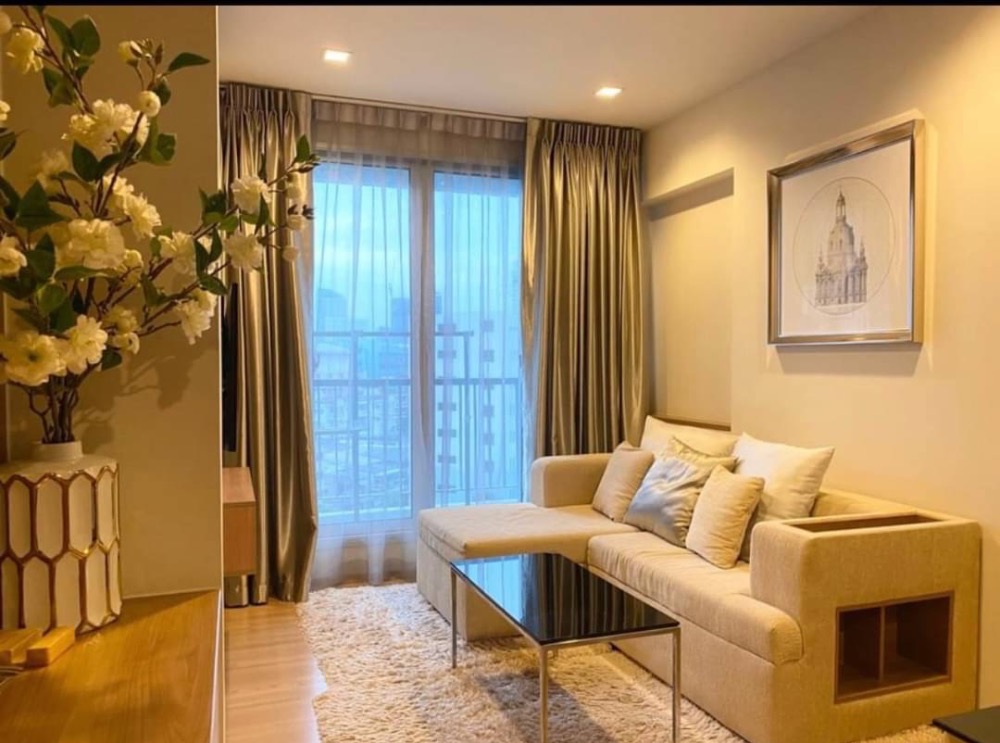 For RentCondoSathorn, Narathiwat : for rent Rhythm sathorn 1 bed super deal❤️✅